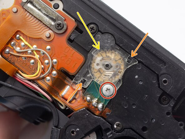 Pentax PZ-1p Sprocket Counter PCB Replacement, Remove sprocket counter cover: crwdns2935265:03crwdnd2935265:01crwdnd2935265:01crwdne2935265:0