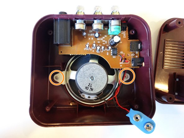 Honeytone N-10 Mini Amp Speaker Replacement: step 5, image 1 of 3