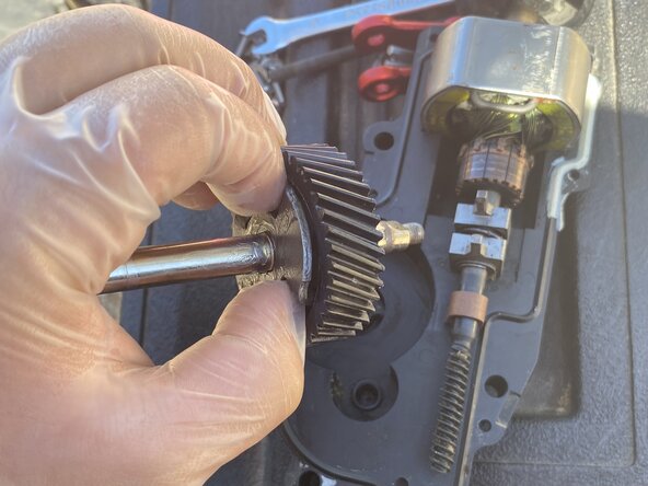 1986 Pontiac Fiero Headlight Motor Gear Replacement: crwdns2935265:09crwdnd2935265:03crwdnd2935265:03crwdne2935265:0