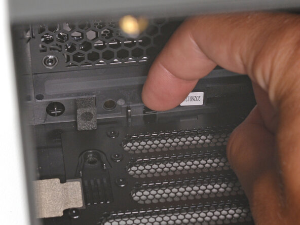 Steam Machine (2026) Front Port Cover Replacement, Unclip the front port cover: step 11, image 2 of 3