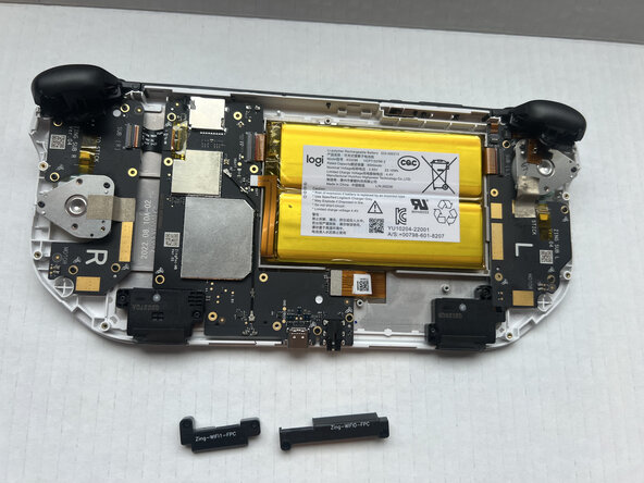Logitech G Cloud Wi-Fi Chip Replacement, Wi-Fi Chip: crwdns2935265:06crwdnd2935265:02crwdnd2935265:02crwdne2935265:0