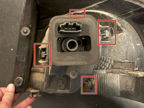 2012 Volkswagen Golf Rear Blinker Bulb Replacement: crwdns2935265:00crwdnd2935265:01crwdnd2935265:02crwdne2935265:0