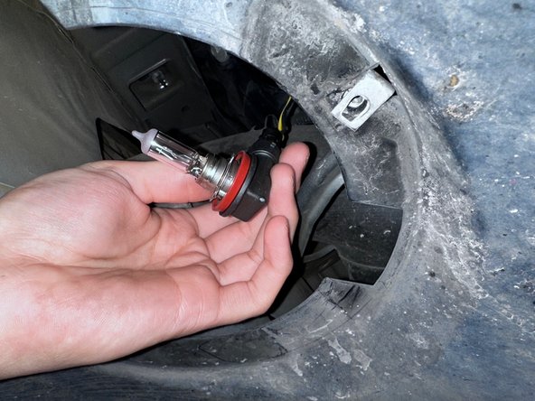 2013 GMC Terrain Headlight Bulb Replacement: crwdns2935265:05crwdnd2935265:02crwdnd2935265:02crwdne2935265:0