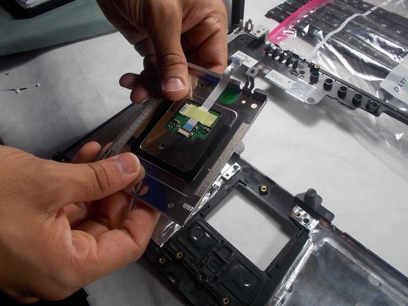 Gateway Solo 1450 Touchpad Replacement: crwdns2935265:019crwdnd2935265:02crwdnd2935265:02crwdne2935265:0