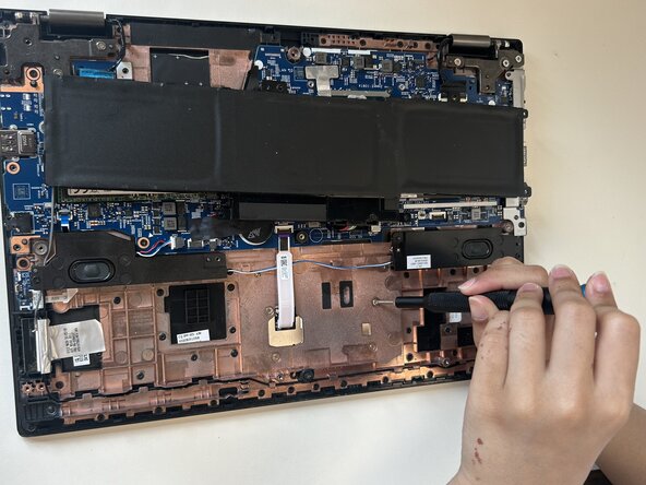 Lenovo ThinkPad L390 Trackpad Replacement: crwdns2935265:06crwdnd2935265:02crwdnd2935265:03crwdne2935265:0