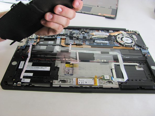 Sony Vaio Fit 13A Battery Replacement: crwdns2935265:05crwdnd2935265:02crwdnd2935265:02crwdne2935265:0