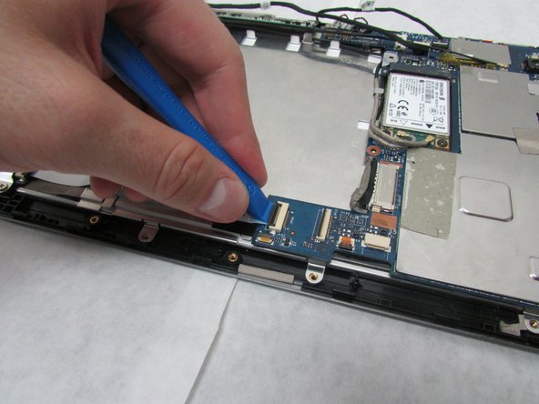 Acer Iconia Tab A501 Display Replacement: step 11, image 2 of 3