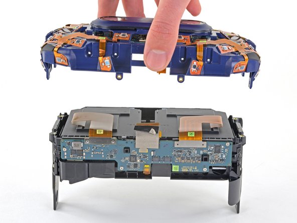 HTC Vive Pro Motherboard Replacement: crwdns2935265:028crwdnd2935265:02crwdnd2935265:02crwdne2935265:0