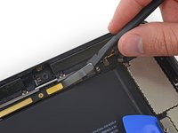 iPad 5 LTE Logic Board Replacement