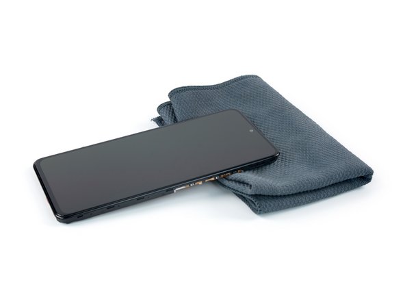 Xiaomi Redmi Note 11 Pro Screen Replacement, Loosen the display adhesive: crwdns2935265:027crwdnd2935265:02crwdnd2935265:02crwdne2935265:0