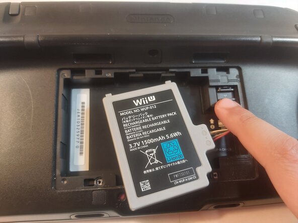 Nintendo Wii U Gamepad ZL and ZR Triggers Replacement: crwdns2935265:02crwdnd2935265:02crwdnd2935265:02crwdne2935265:0