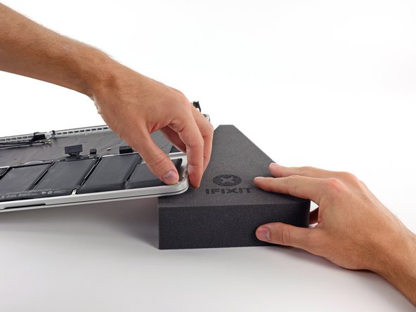 MacBook Pro 15" Retina Display Mid 2012 Battery Replacement: stap 0, afbeelding 2 van 2