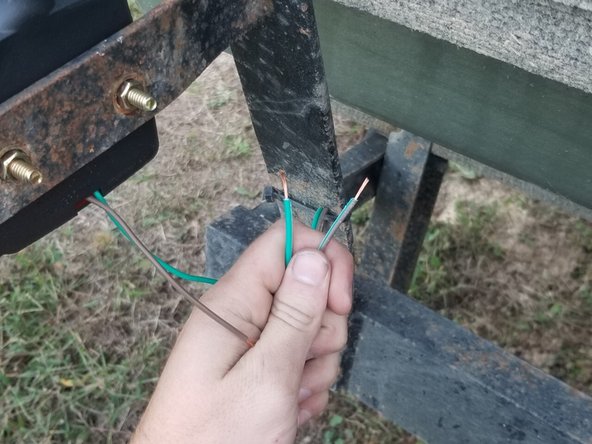 Utility Trailer Lights Replacement: crwdns2935265:011crwdnd2935265:02crwdnd2935265:02crwdne2935265:0