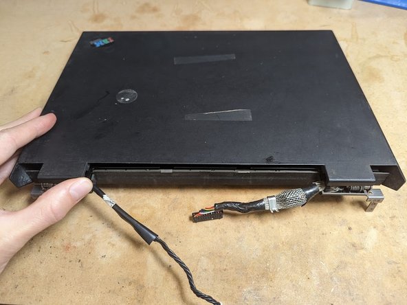 IBM Thinkpad 700C Disassembly, LCD Panel Back Cover Removal: crwdns2935265:08crwdnd2935265:02crwdnd2935265:02crwdne2935265:0