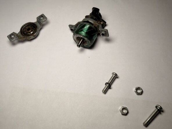 Room Essentials FE10-CP Fan Motor Replacement Guide: step 7, image 1 of 3