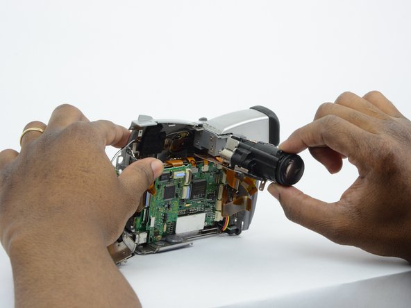 Canon ZR70MC Lens Replacement: crwdns2935265:018crwdnd2935265:03crwdnd2935265:03crwdne2935265:0