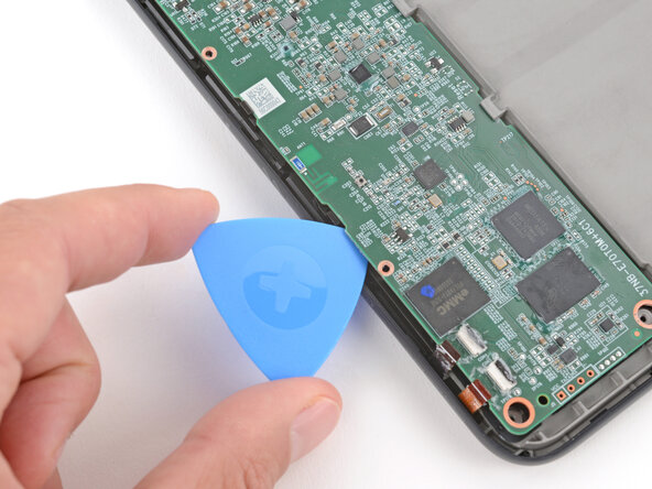 Kobo Libra Colour (N428B) Screen Replacement, Unclip the motherboardRemove the motherboard: step 31, image 2 of 3