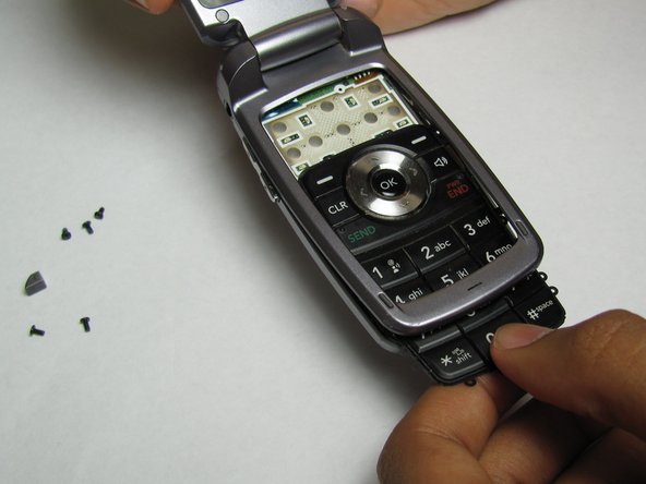 LG VX5400 Phone Casing Replacement, Phone Casing: crwdns2935265:06crwdnd2935265:02crwdnd2935265:03crwdne2935265:0