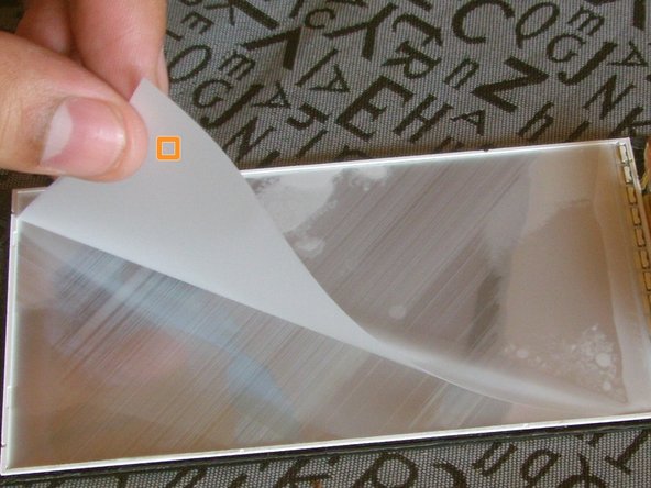 How to clean a water damaged Nexus 5 Display, Removing the layers on the screen pt2: crwdns2935265:06crwdnd2935265:03crwdnd2935265:03crwdne2935265:0