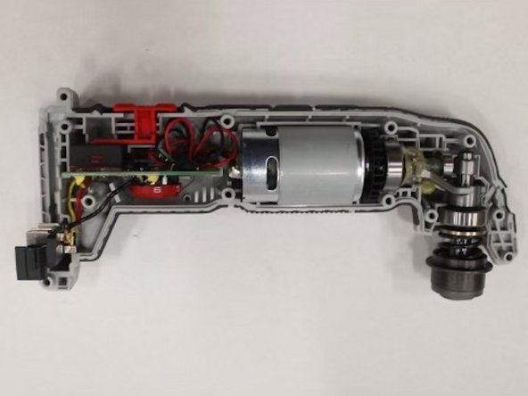 Porter-Cable PCC710B Housing and Cover Replacement: crwdns2935265:06crwdnd2935265:03crwdnd2935265:03crwdne2935265:0