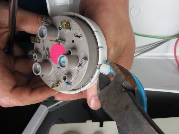 Kenmore 110 Series Washing Machine Water Level Sensor Replacement: crwdns2935265:03crwdnd2935265:03crwdnd2935265:03crwdne2935265:0