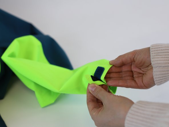 How to repair a hook & loop fastening, Finished and ready!: crwdns2935265:03crwdnd2935265:02crwdnd2935265:03crwdne2935265:0