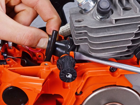 Echo Chain Saw CS4910 2020 Piston Assembly Replacement, Remove the intake bellows: crwdns2935265:026crwdnd2935265:02crwdnd2935265:03crwdne2935265:0