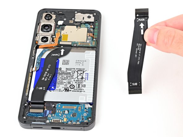 Samsung Galaxy S24 USB-C Port and Daughterboard Replacement: crwdns2935265:024crwdnd2935265:02crwdnd2935265:02crwdne2935265:0