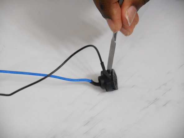 Cuisinart TOA-60FR Light Switch Spring Replacement: crwdns2935265:08crwdnd2935265:02crwdnd2935265:02crwdne2935265:0