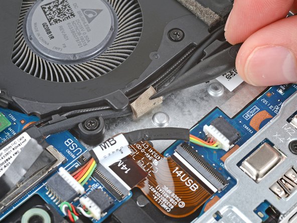 HP EliteBook 845 G7 Display Panel Replacement, Peel up the fan tape: crwdns2935265:010crwdnd2935265:02crwdnd2935265:02crwdne2935265:0