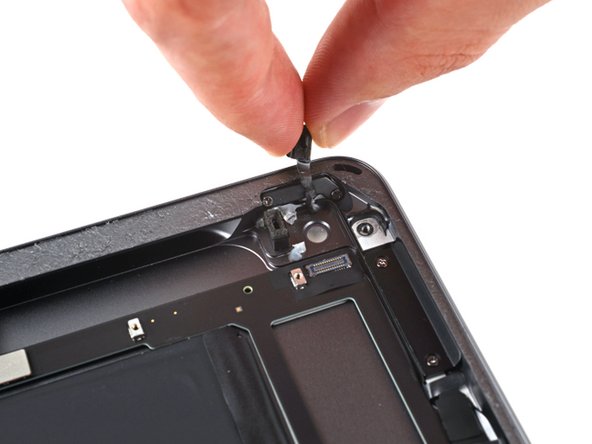 iPad 9  LTE Button Control Cable Replacement