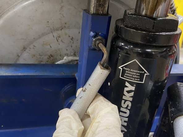 Electric Eel Drain Cleaner RK34IC100 Belt Adjustment, Unscrewing the Screw Hex Point: crwdns2935265:05crwdnd2935265:02crwdnd2935265:02crwdne2935265:0