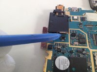 Disassembling Samsung Galaxy Ace Logic Board
