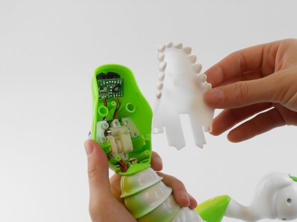 Zoomer Dino Boomer Nose Sensor Replacement: crwdns2935265:03crwdnd2935265:02crwdnd2935265:02crwdne2935265:0