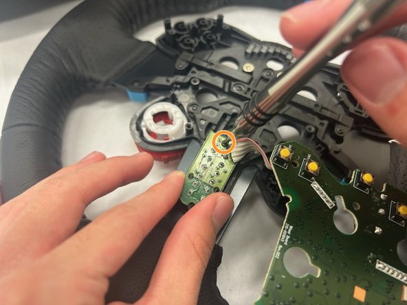 Logitech G29 Driving Force Buttons Replacement: crwdns2935265:03crwdnd2935265:02crwdnd2935265:02crwdne2935265:0