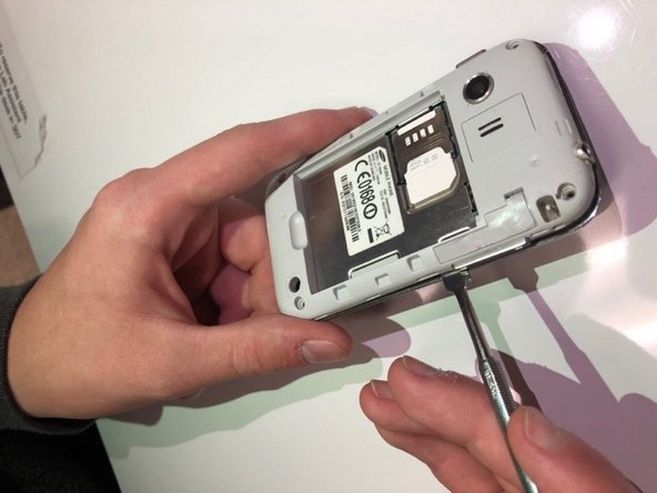 Samsung Galaxy Y Touch Screen Replacement: crwdns2935265:03crwdnd2935265:02crwdnd2935265:03crwdne2935265:0