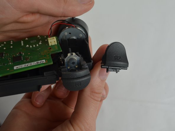 DualShock 4 CUH-ZCT2 L1 and R1 Buttons Replacement: crwdns2935265:08crwdnd2935265:02crwdnd2935265:02crwdne2935265:0