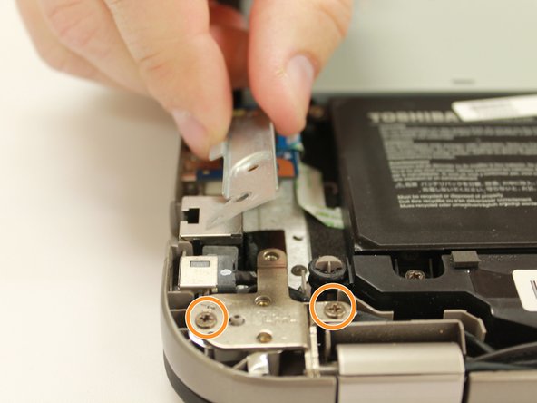 Toshiba Satellite P55t-A5116 Power Jack Replacement, Power Jack: crwdns2935265:06crwdnd2935265:03crwdnd2935265:03crwdne2935265:0