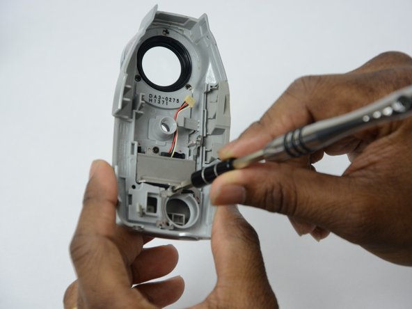 Canon ZR70MC Speaker Replacement, Speaker: crwdns2935265:08crwdnd2935265:02crwdnd2935265:03crwdne2935265:0