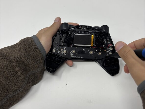 Flydigi Vader 4 Pro Action Button Replacement, Mainboard: step 5, image 2 of 3