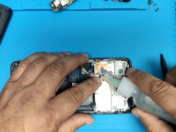 Redmi Note 9 Pro - Reboots, Power On flex Replacement, Power on and volume buttons flex cable removal.: crwdns2935265:05crwdnd2935265:03crwdnd2935265:03crwdne2935265:0