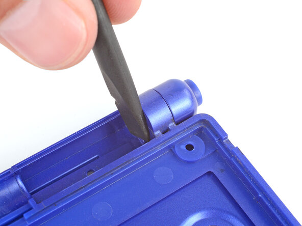 How to Reshell Your Game Boy Advance SP, Partially separate the hinges: crwdns2935265:027crwdnd2935265:02crwdnd2935265:03crwdne2935265:0