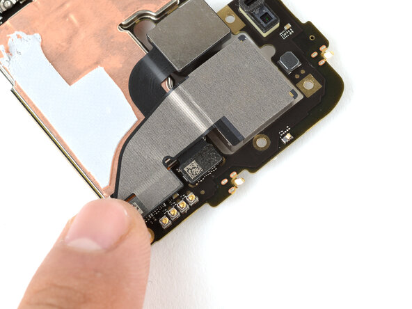 Google Pixel 10a Rear Camera (Wide) Replacement, Install the wide camera: step 26, image 3 of 3