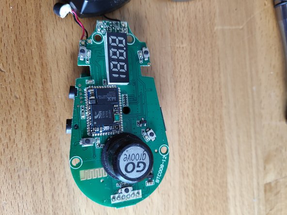 GOgroove FlexSMART X2 Skip Button Replacement: step 6, image 2 of 2