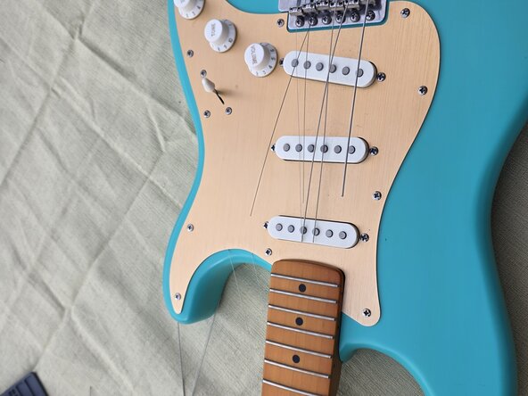 Stratocaster Loose Switch Wire Reattachment: step 3, image 3 of 3
