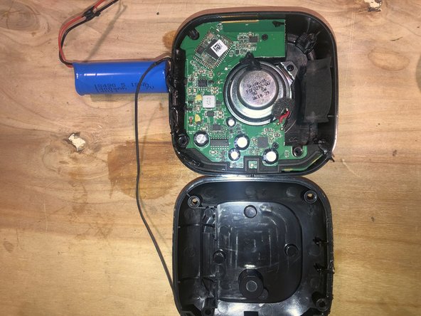 Sol Republic Punk Battery Replacement: stap 0, afbeelding 3 van 3