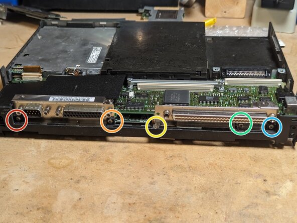 IBM Thinkpad 700C Disassembly, Planar Fasteners: crwdns2935265:026crwdnd2935265:03crwdnd2935265:03crwdne2935265:0