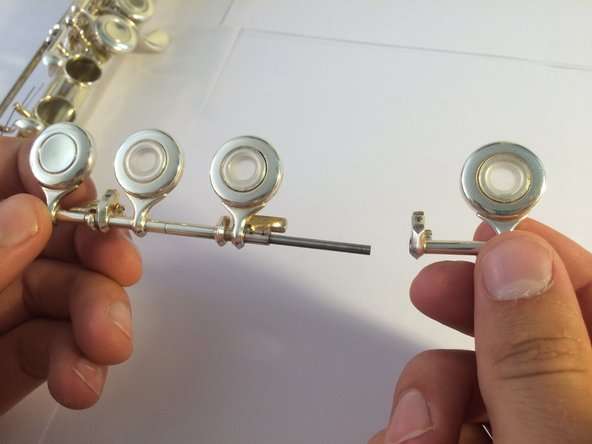 Repairing Flute Felt Key Pads: crwdns2935265:09crwdnd2935265:02crwdnd2935265:02crwdne2935265:0