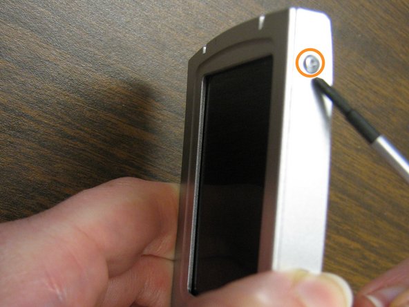 JVC GR-D290U LCD Screen Replacement: crwdns2935265:014crwdnd2935265:02crwdnd2935265:03crwdne2935265:0