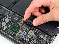 MacBook Air 11インチ Mid 2012 / バッテリー超美品 MacBook Air 11インチ Mid 2012 / バッテリー超美品 MacBook Air